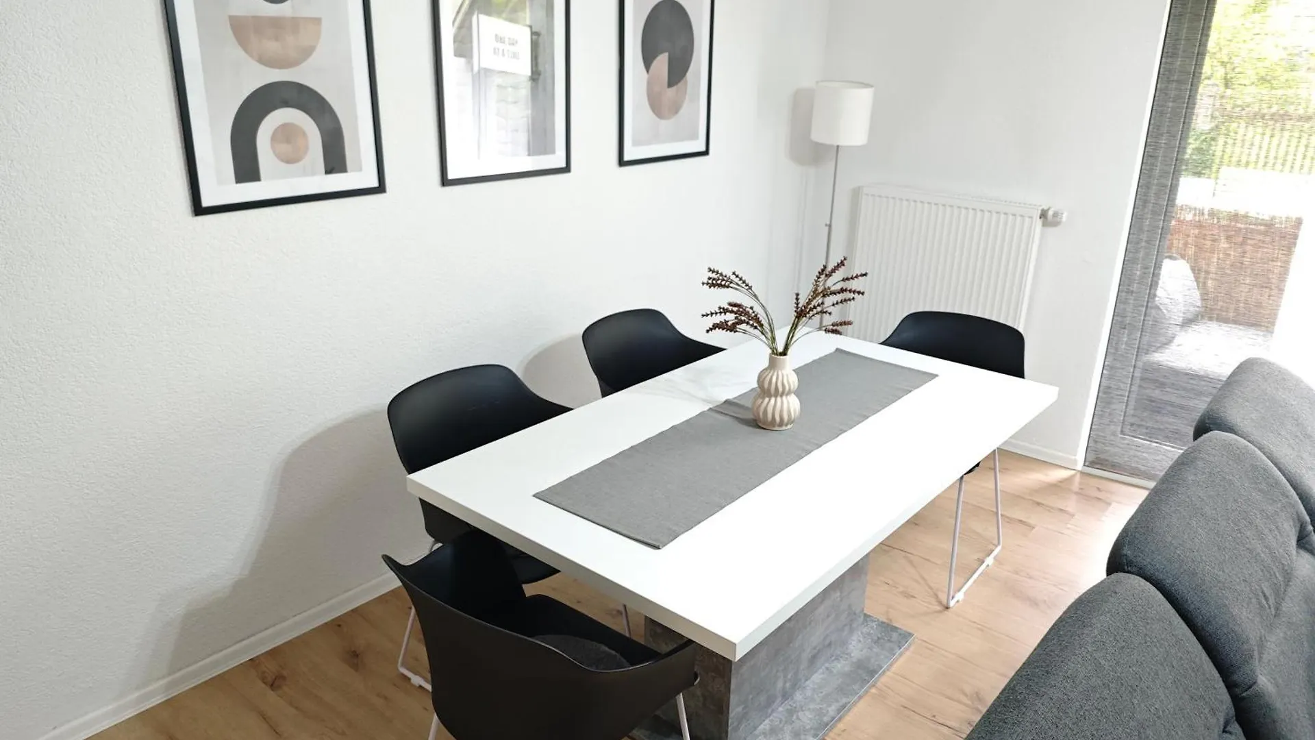Fh-Naehe: Modernes Apt Mit Balkon Hof  Apartment